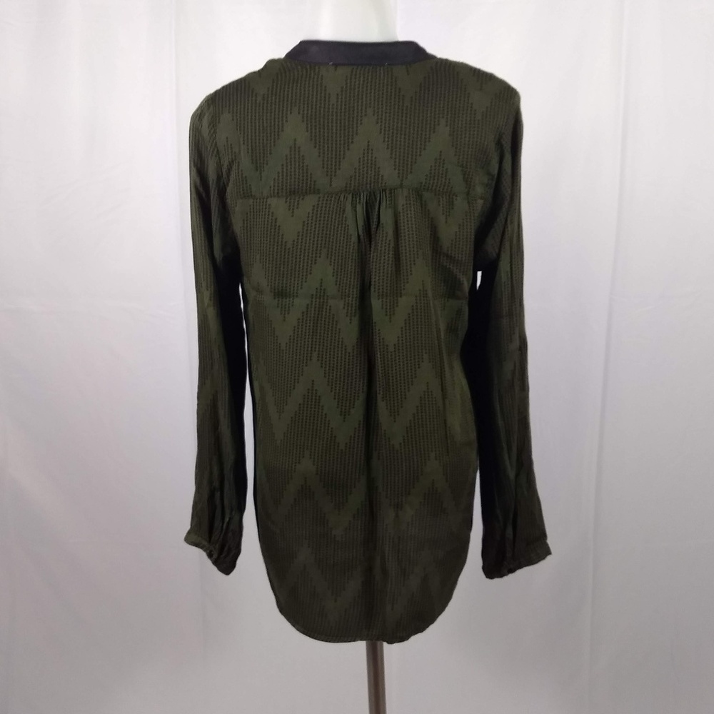 Daniel Rainn Size XS Olive Green Blouse Top EUC - Picture 6 of 7